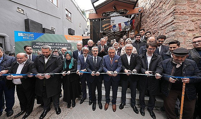 Kütüphaneler Şehri Üsküdar'a Tarihi Bir Kütüphane Daha Restore Edilen 7 Güzel Adam ve Öncüler Kütüphanesi Açıldı