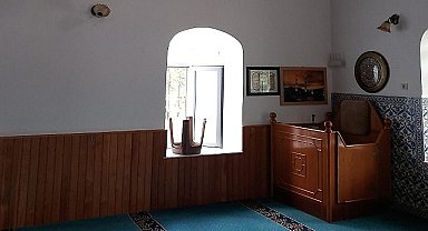 Kuzdere Merkez Camisi'nde bakım ve onarım çalışmaları