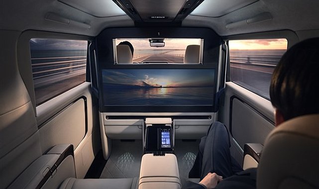 Lexus, farklı alanlarda hizmet vermeye devam ediyor