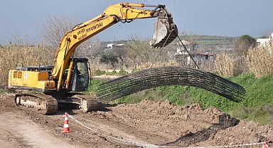 Manisa Şehzadeler'de Sarma Çayı Köprüsü ayağa kaldırılıyor