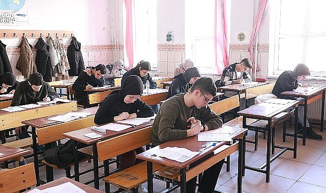 Nevşehir Belediyesi Ödüllü TYT ve AYT Deneme Sınavları Tamamlandı