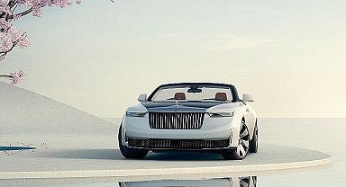Rolls-Royce Özel Yapım Arcadia Droptail'i Tanıttı !