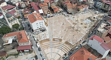 Sarıgöl Kent Meydanı açılışa gün sayıyor