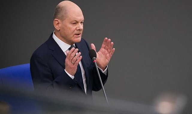 Scholz: Öylece durup Filistinlilerin aç kalması riskini göze alamayız