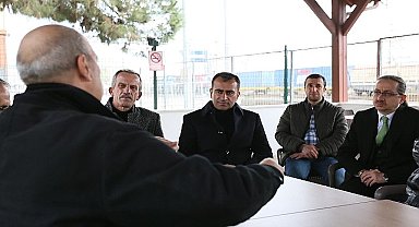 Şirin'den Millet Kıraathanesi'nde samimi sohbet