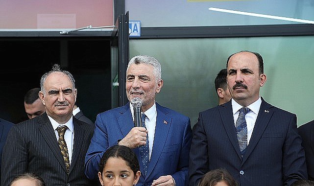 Ticaret Bakanı Bolat Konya Büyükşehir'in Karapınar'a Kazandırdığı Bilgehane ve Lise Medeniyet Akademisi'nin Açılışını Yaptı