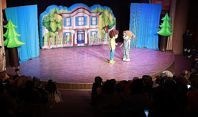 TRT Çocuk ekranlarının sevilen karakterleri 'Elif ve Arkadaşları, Nevşehirli çocuklara unutamayacakları eğlenceli bir gün yaşattı