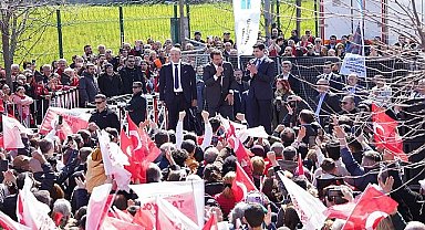 Türkiye'de İlk Olan 'Dönüşüm Mahallesi'nde Ekrem İmamoğlu ile Halk Buluşması