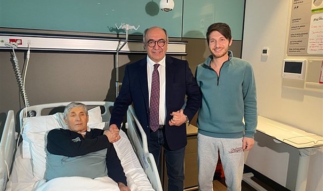 Türkiye’de ilk robotik karaciğer donör ameliyatı gerçekleştirildi