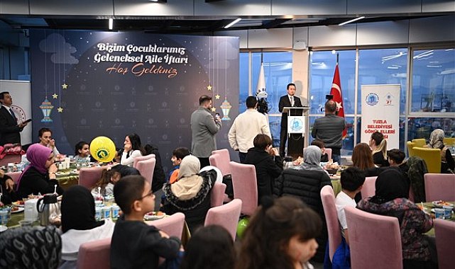 Tuzla’da geleneksel yetimler iftarı gönülleri ısıttı