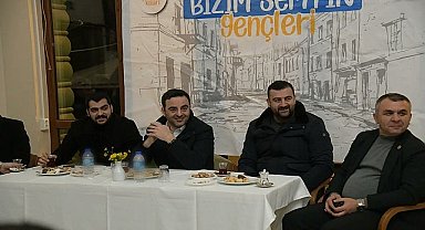 Yasin Özlü'ye gençlerden destek