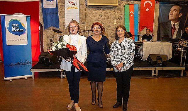Azerbaycan Kadınları baharı Başkan Mutlu'yla karşıladı