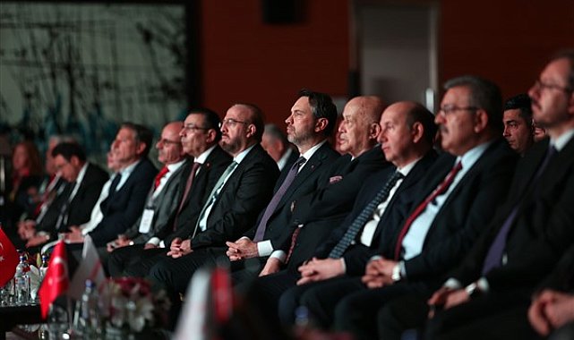 Bakan Bayraktar: Nihai hedefimiz madende de ülkemizi net ihracatçı konuma getirmek