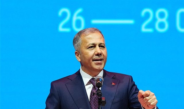 Bakan Yerlikaya: Trafik kurallarına lütfen harfiyen uyalım, aşırı hız yapmayalım