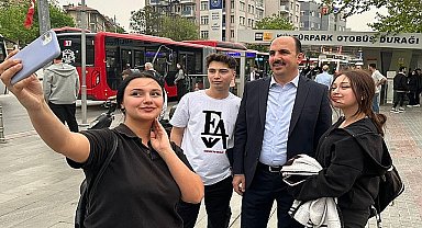 Başkan Altay Kültürpark'ta Vatandaşlarla Buluştu