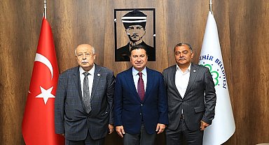 Başkan Aras'tan Muhtarları Birleştiren Hamle