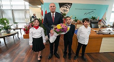 Başkan Işık, koltuğunu çocuklara devretti