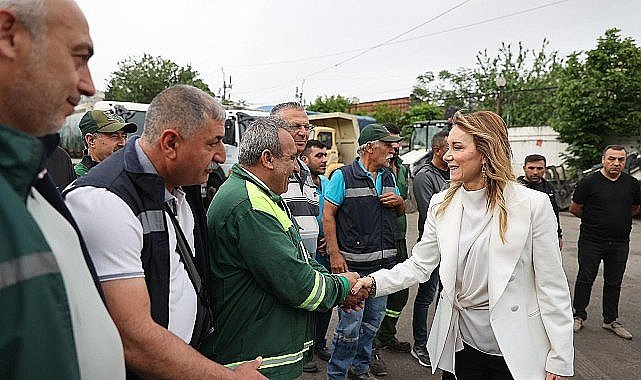 Başkan Mutlu'dan Temizlik İşleri personeline sabah vardiyası ziyareti