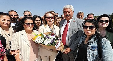 Başkan Mutlu muhtarlarla bir araya geldi 'Topyekün bir başarı hikayesi yazacağız'