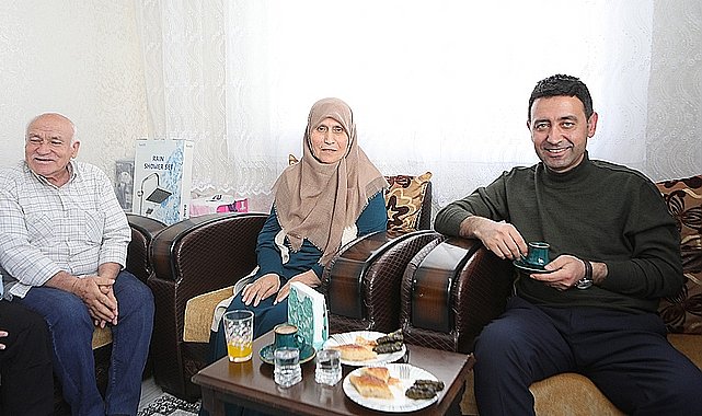 Başkan Önal sözünü tuttu, Bilgi teyzeyle buluştu