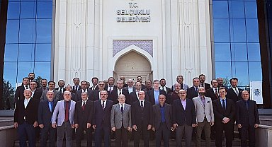 Başkan Pekyatırmacı, “Selçuklu dün olduğu gibi bugün ve gelecekte de çalışmalarıyla takdir edilen, ortaya koyduğu eser ve hizmetleriyle örnek alınan bir ilçe olacak.