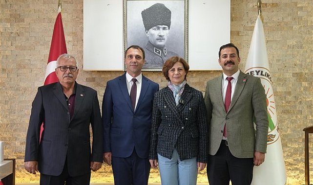 Başkan Ünlüce’den ilçelere ziyaret turu