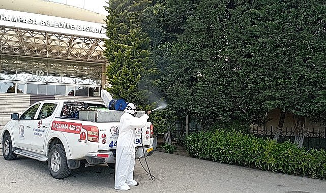 Bayrampaşa'da 'sineksiz yaz' için ilaçlama