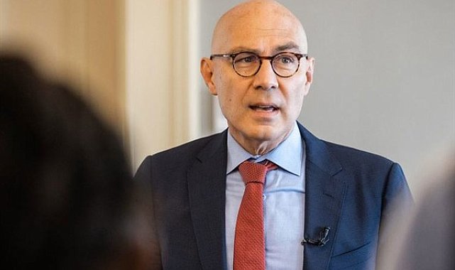 BM İnsan Hakları Yüksek Komiseri Türk’ten yapay zeka yorumu