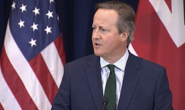 Cameron, Lübnan ve Birleşik Arap Emirlikleri'ndeki mevkidaşları görüştü