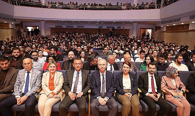 CHP Genel Başkanı Özgür Özel ve Çankaya Belediye Başkanı Hüseyin Can Güner Bilkent Üniversitesi Sosyal Demokrasi Topluluğu'nun düzenlediği Gençlik Buluşması'na katıldı