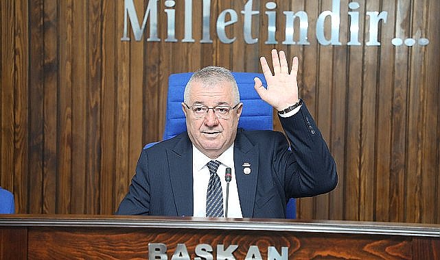 Edremit Belediyesi'nde yeni dönemin ilk meclis toplantısı