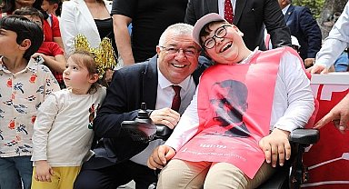 Edremit Belediyesi'nden çocuk şenliği