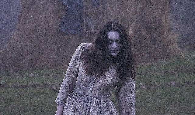 Geçmişten Kalan filmine Hollywood tarzı makyaj