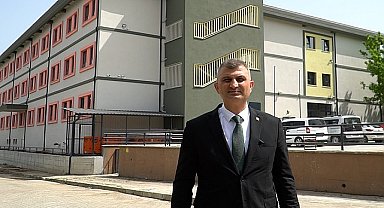 Gölcük Koray Aydın Parkı mevkiinde bulunan atıl haldeki kalıcı iş merkezi, Gölcük Belediyesi'nin girişimleri sonucunda eğitim yuvasına dönüştü