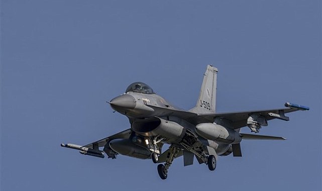 İsrail ordusu, Hizbullah’a yönelik saldırılarına devam ediyor