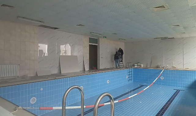 Kayseri Büyükşehir, yüzme havuzlarına bakım ve onarım çalışmalarını sürdürüyor