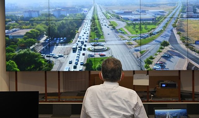 Kayseri'de Trafik Kontrol Merkezi projesi ile şehir trafiği canlı denetleniyor