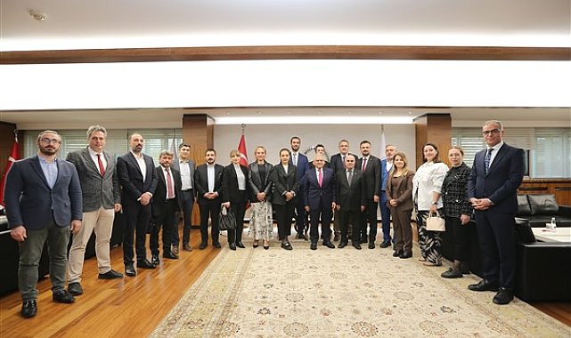 Kayseri İl Kültür ve Turizm Müdürü Dursun, Başkan Büyükkılıç'ı ziyaret etti