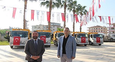 Ödemiş Belediyesi'nin temizlik filosuna 5 yeni araç eklendi