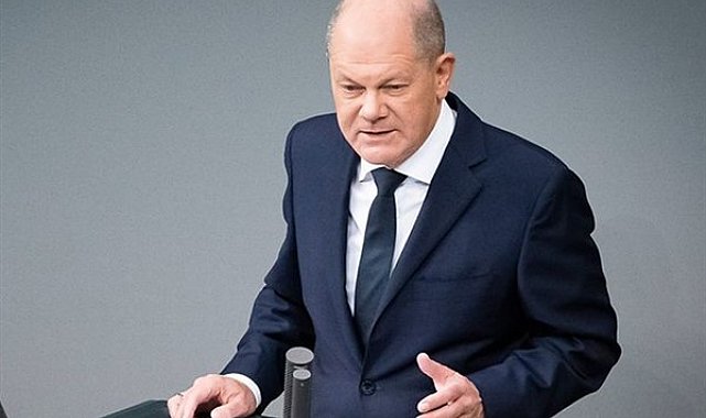 Olaf Scholz: Ukrayna'ya olan desteğimizin güçlü bir sinyalini göndermek zorundayız