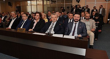 Osmangazi'de yeni dönemin ilk meclis toplantısı gerçekleştirildi