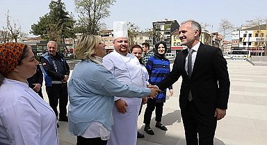 Personel Başkan Taban'ı Çiçeklerle Karşıladı