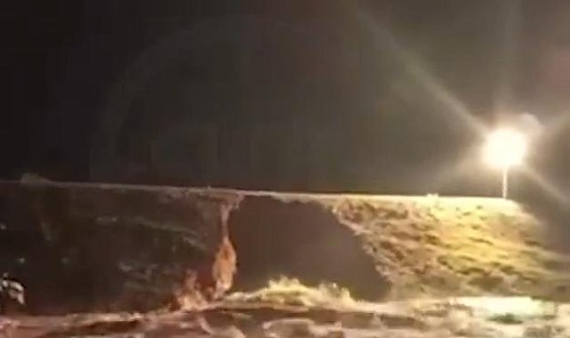 Rusya”da baraj taştı, binlerce kişi tahliye ediliyor