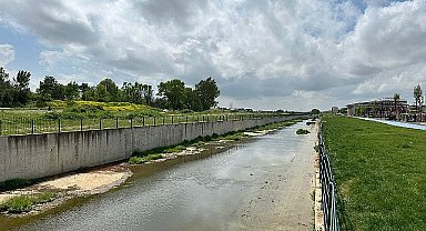 Saray Belediyesi Galata Deresi'ni temizledi