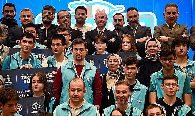 Selçuklu Belediyesi ve Selçuklu İlçe Milli Eğitim Müdürlüğü paydaşlığında düzenlenen teknoloji ve robot yarışması TEKNO-SEL ödül töreni ile sona erdi