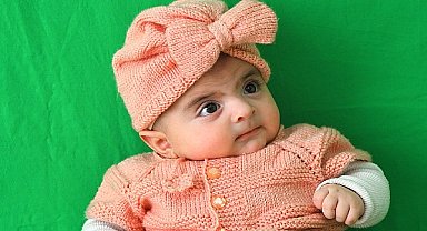 Torbalı Belediye Başkanı Övünç Demir'den çiçek yerine SMA'lı bebeğe destek çağrısı