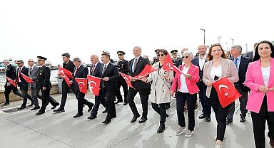 Ulu Önder Mustafa Kemal Atatürk'ün tüm dünya çocuklarına armağan ettiği 23 Nisan Ulusal Egemenlik ve Çocuk Bayramı'nın 104. Yılı Mudanya'da coşkuyla kutlandı