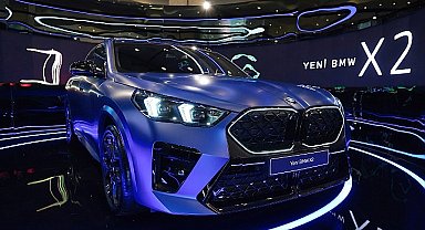 Yeni BMW X2 CI Bloom'da Sanatseverlerle Buluşuyor