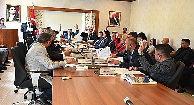 Yerel seçimlerin ardından ilk meclis toplandı