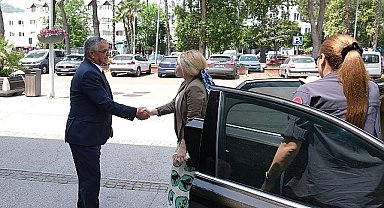 Akdeniz Üniversitesi Rektörü Özlenen Özkan Kemer'de